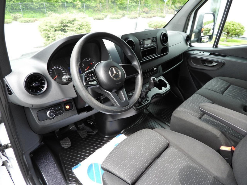 Mercedes-Benz SPRINTER 316 PLANDEKA WINDA 8 PALET WEBASTO TEMPOMAT KLIMATYZACJ - 侧帘货车:图2 Mercedes-Benz SPRINTER 316 PLANDEKA WINDA 8 PALET WEBASTO TEMPOMAT KLIMATYZACJ - 侧帘货车:图2