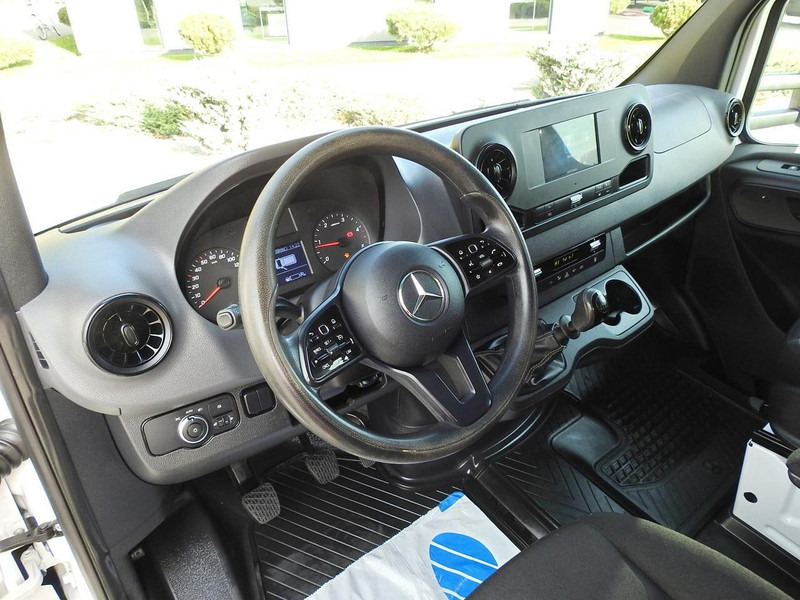 Mercedes-Benz SPRINTER 516 SKRZYNIA PODWÓJNA KABINA DOKA 6 MIEJSC TEMPOMAT KLI - 平板货车:图2 Mercedes-Benz SPRINTER 516 SKRZYNIA PODWÓJNA KABINA DOKA 6 MIEJSC TEMPOMAT KLI - 平板货车:图2