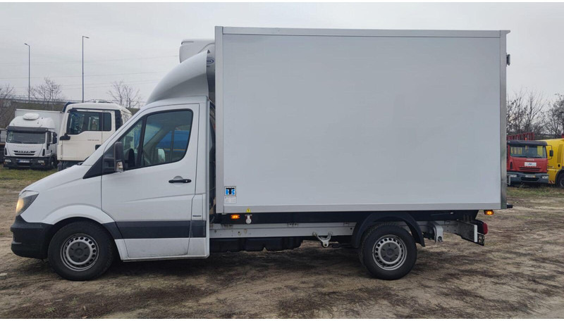 Mercedes-Benz Sprinter 316 cdi - Carrier Xarios 500 frigo - 3,5t - 220V - 冷藏货车:图4 Mercedes-Benz Sprinter 316 cdi - Carrier Xarios 500 frigo - 3,5t - 220V - 冷藏货车:图4
