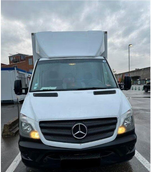 Mercedes-Benz Sprinter Koffer + Tail lift - 厢式货车:图1 Mercedes-Benz Sprinter Koffer + Tail lift - 厢式货车:图1