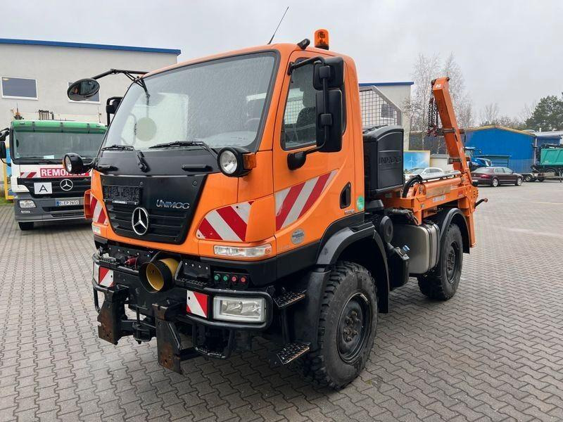 Mercedes-Benz Unimog U 20 4x4 Skip loader - 箕斗装载车:图3 Mercedes-Benz Unimog U 20 4x4 Skip loader - 箕斗装载车:图3