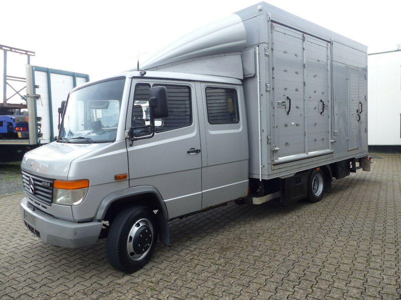 Mercedes-Benz Vario 818 Doka horse transporter + Tail lift - 马匹运输车:图3 Mercedes-Benz Vario 818 Doka horse transporter + Tail lift - 马匹运输车:图3