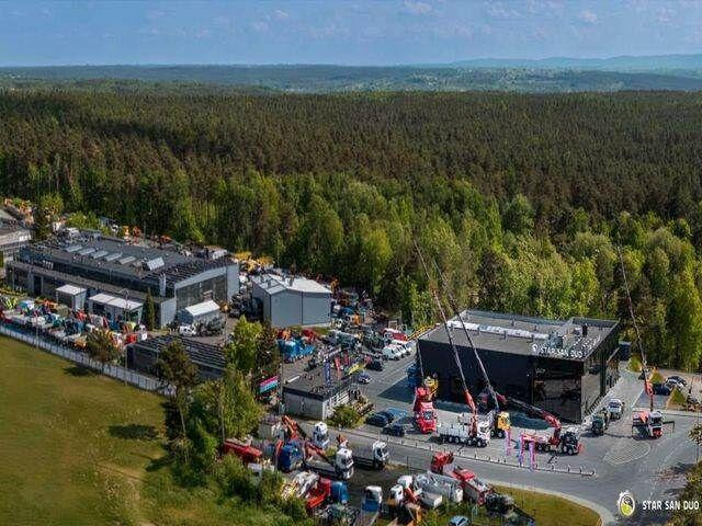 驾驶室底盘卡车, 起重车 Mercedes-Benz Zetros 1833 4x4 Kipper Camper Chassis:图12 驾驶室底盘卡车, 起重车 Mercedes-Benz Zetros 1833 4x4 Kipper Camper Chassis:图12