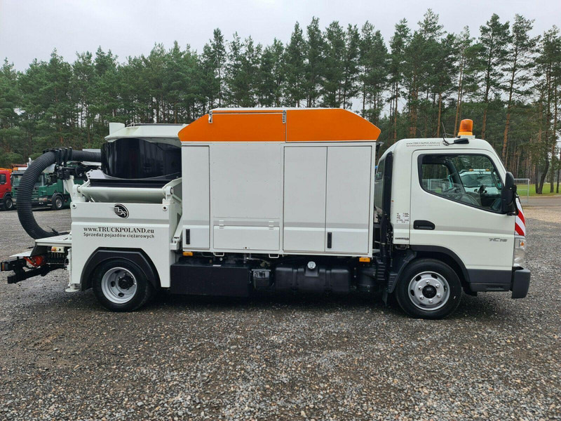 Mitsubishi CANTER Szippantóskocsi - 真空车:图4 Mitsubishi CANTER Szippantóskocsi - 真空车:图4
