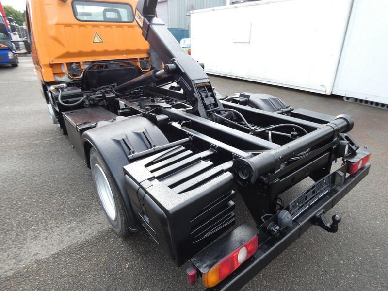 Mitsubishi Canter Fuso Abrollkipper 租赁 Mitsubishi Canter Fuso Abrollkipper：图6