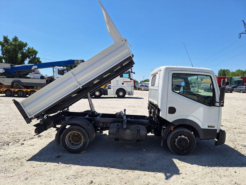 Nissan Cabstar 2,5 TDi - 3 sided Tipper - 翻斗货车:图4 Nissan Cabstar 2,5 TDi - 3 sided Tipper - 翻斗货车:图4