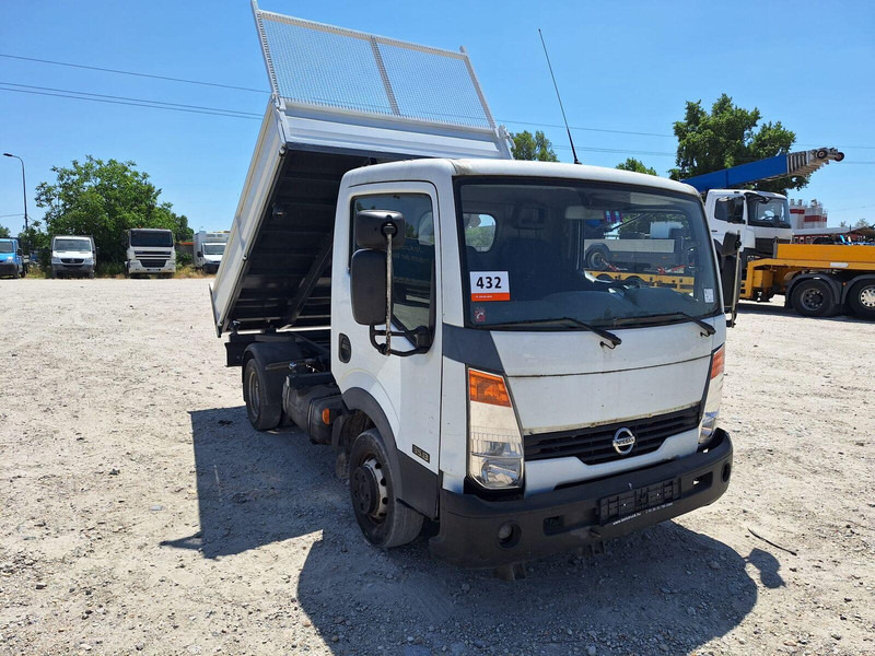 Nissan Cabstar 2,5 TDi - 3 sided Tipper - 翻斗货车:图1 Nissan Cabstar 2,5 TDi - 3 sided Tipper - 翻斗货车:图1