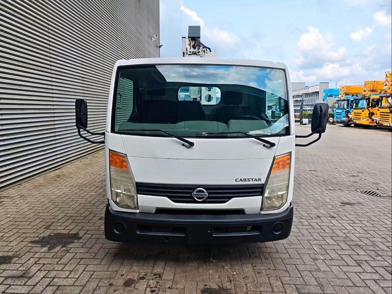 Nissan Cabstar 35.11 - Lifting basket truck - 卡车, 起重车:图5 Nissan Cabstar 35.11 - Lifting basket truck - 卡车, 起重车:图5