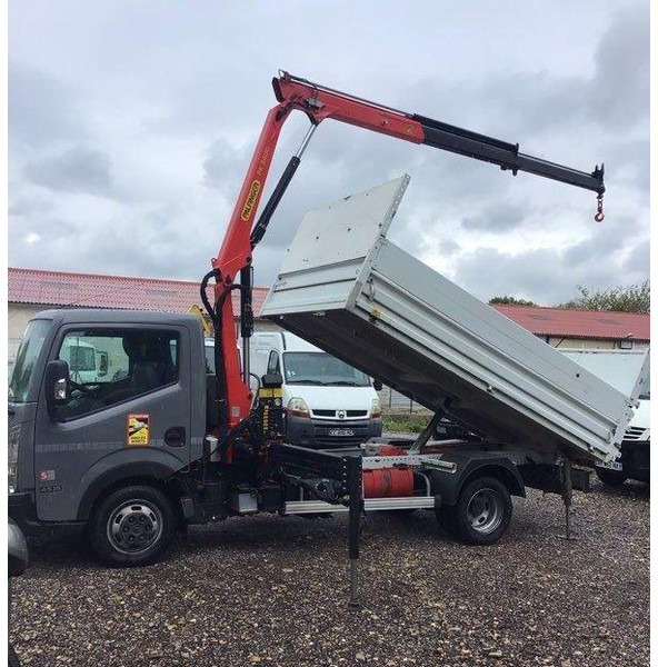 Nissan NT400 - Tipper+crane - 翻斗车, 起重车:图4 Nissan NT400 - Tipper+crane - 翻斗车, 起重车:图4