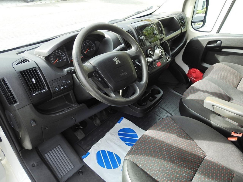 Peugeot BOXER SKRZYNIA PODWÓJNA KABINA DOKA 7 MIEJSC KLIMATYZACJA 140KM - 侧帘货车, 康比货车:图2 Peugeot BOXER SKRZYNIA PODWÓJNA KABINA DOKA 7 MIEJSC KLIMATYZACJA 140KM - 侧帘货车, 康比货车:图2