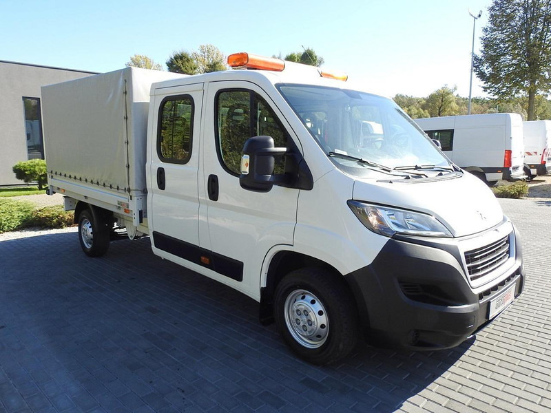 Peugeot BOXER SKRZYNIA PODWÓJNA KABINA DOKA 7 MIEJSC KLIMATYZACJA 140KM - 侧帘货车, 康比货车:图4 Peugeot BOXER SKRZYNIA PODWÓJNA KABINA DOKA 7 MIEJSC KLIMATYZACJA 140KM - 侧帘货车, 康比货车:图4