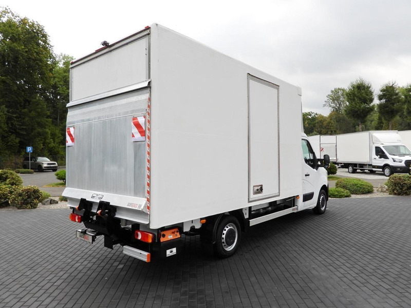 Renault MASTER KONTENER WINDA 8 PALET TEMPOMAT LEDY KLIMATYZACJA  145KM - 厢式货车:图3 Renault MASTER KONTENER WINDA 8 PALET TEMPOMAT LEDY KLIMATYZACJA  145KM - 厢式货车:图3