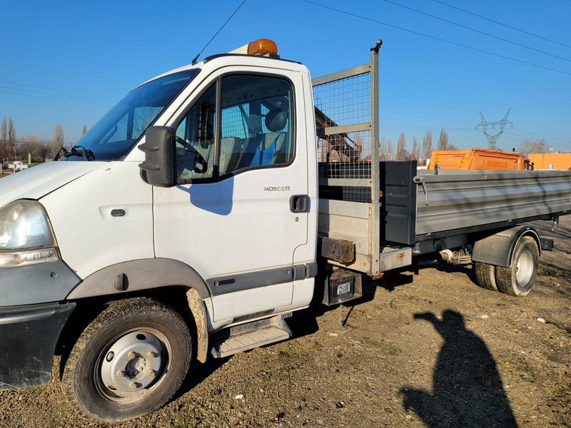 Renault Mascott 160 Three-sided tipper + Crane KO - 6.5tons - 翻斗货车:图3 Renault Mascott 160 Three-sided tipper + Crane KO - 6.5tons - 翻斗货车:图3