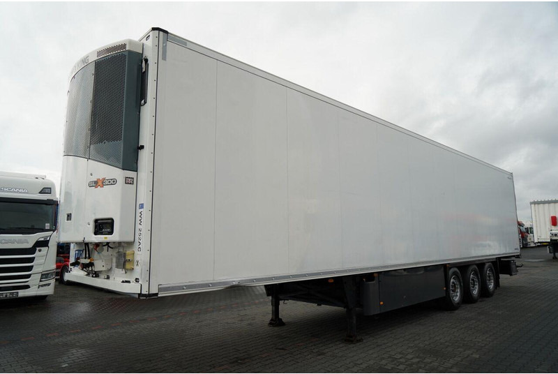 Schmitz Cargobull CHŁODNIA / THERMO KING SLX 300 / HAKÓWKA / HAKOWA / OŚ PODNOSZON - 冷藏半拖车:图3 Schmitz Cargobull CHŁODNIA / THERMO KING SLX 300 / HAKÓWKA / HAKOWA / OŚ PODNOSZON - 冷藏半拖车:图3