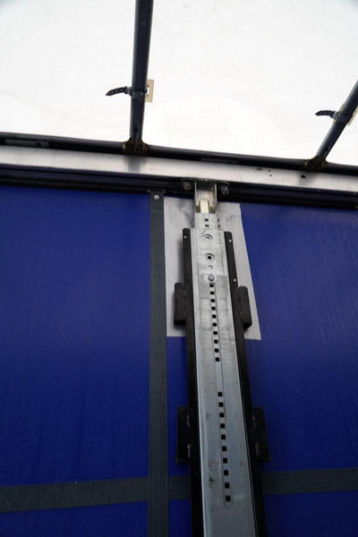 侧帘半拖车 Schmitz Cargobull FIRANKA / STANDARD / 2 OSIE PODNOSZONE：图20