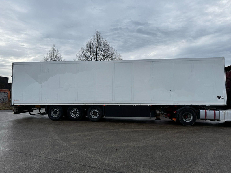 Schmitz Cargobull SKO 24 - 封闭厢式半拖车:图2 Schmitz Cargobull SKO 24 - 封闭厢式半拖车:图2
