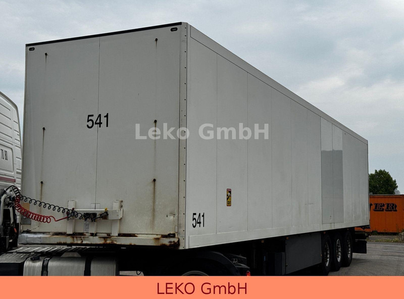 Schmitz Cargobull SKO 24 - 封闭厢式半拖车:图1 Schmitz Cargobull SKO 24 - 封闭厢式半拖车:图1