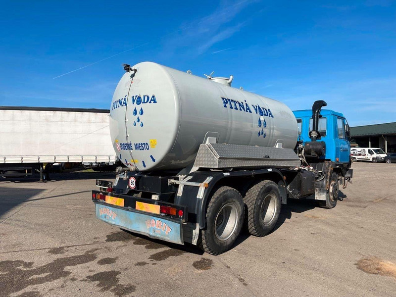Tatra 815 6x6 Vízszállító Tartálykocsi - 罐车:图3 Tatra 815 6x6 Vízszállító Tartálykocsi - 罐车:图3