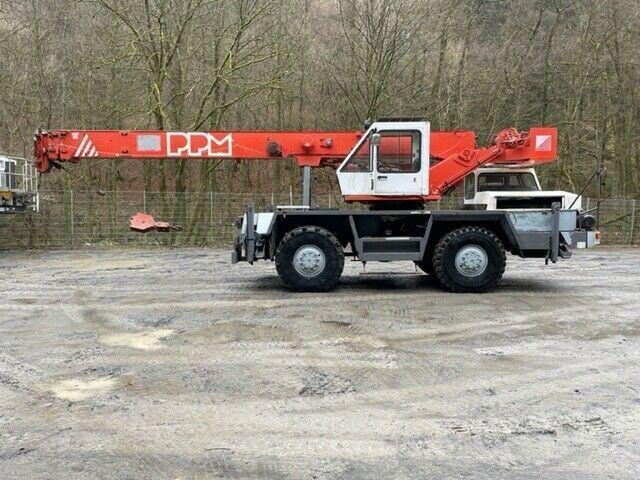Terex PPM 230 ATT Autocrane 4x4 - 移动式起重机:图5 Terex PPM 230 ATT Autocrane 4x4 - 移动式起重机:图5