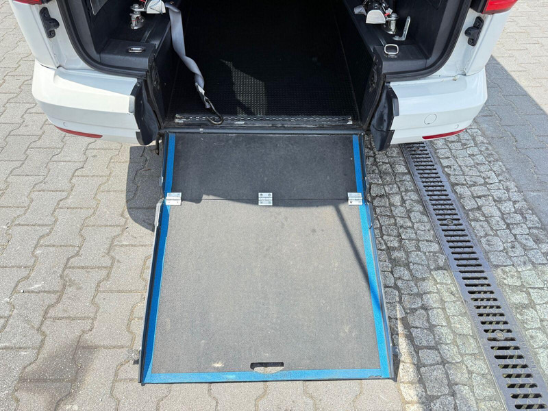 Volkswagen Caddy 2.0 TDI (7-Si.) DSG Maxi Family - 汽车:图2 Volkswagen Caddy 2.0 TDI (7-Si.) DSG Maxi Family - 汽车:图2