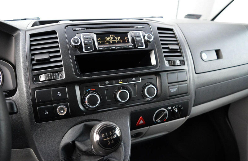 小型巴士, 小型客车 Volkswagen Transporter T5 9-sits 9 Person TOP:图13 小型巴士, 小型客车 Volkswagen Transporter T5 9-sits 9 Person TOP:图13