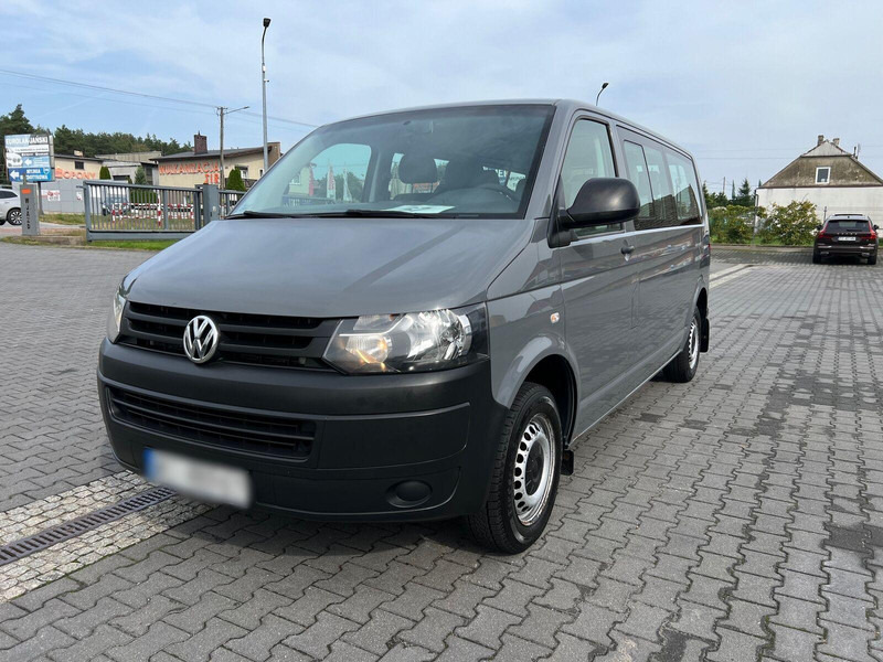 Volkswagen Transporter T5 Brygadówka, Osobowy, 9-miejsc, Jeden Właściciel, - 小型巴士, 小型客车:图1 Volkswagen Transporter T5 Brygadówka, Osobowy, 9-miejsc, Jeden Właściciel, - 小型巴士, 小型客车:图1