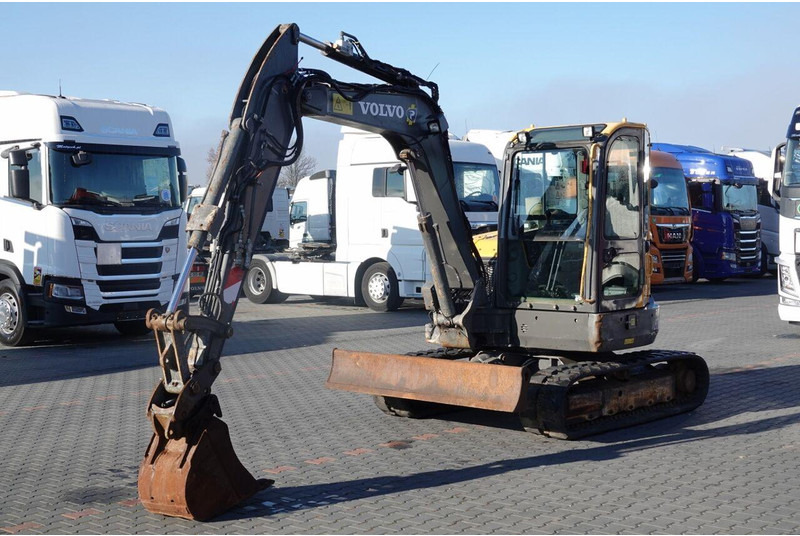 Volvo ECR58D - 小型挖掘机:图1 Volvo ECR58D - 小型挖掘机:图1