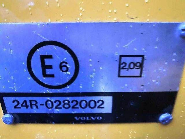 Volvo F 6 RAIL ROAD Platform Schienen TWO WAY - 卡车, 起重车:图2 Volvo F 6 RAIL ROAD Platform Schienen TWO WAY - 卡车, 起重车:图2