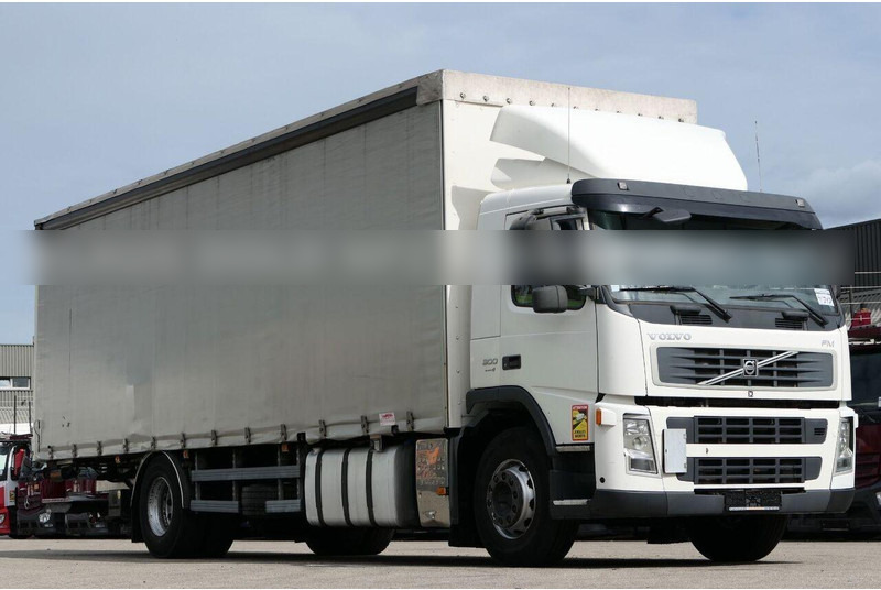 Volvo FM 300 - Curtain side truck - 侧帘卡车:图2 Volvo FM 300 - Curtain side truck - 侧帘卡车:图2