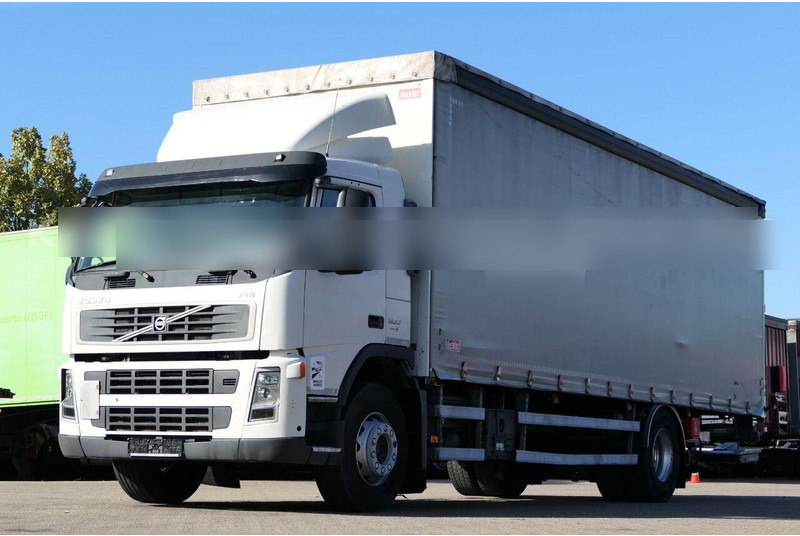 Volvo FM 300 - Curtian side truck - 侧帘卡车:图1 Volvo FM 300 - Curtian side truck - 侧帘卡车:图1