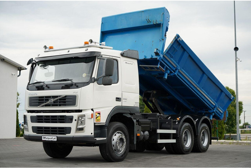 Volvo FM 360 / 6x4 / WYWROTKA DWUSTRONNA / HYDROBURTA / MANUAL / SPROW - 翻斗车:图1 Volvo FM 360 / 6x4 / WYWROTKA DWUSTRONNA / HYDROBURTA / MANUAL / SPROW - 翻斗车:图1