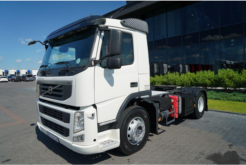 Volvo FM 380 / PEŁNY ADR / NISKA KABINA / DZIENNA KABINA / SPROWADZONY - 牵引车:图5 Volvo FM 380 / PEŁNY ADR / NISKA KABINA / DZIENNA KABINA / SPROWADZONY - 牵引车:图5