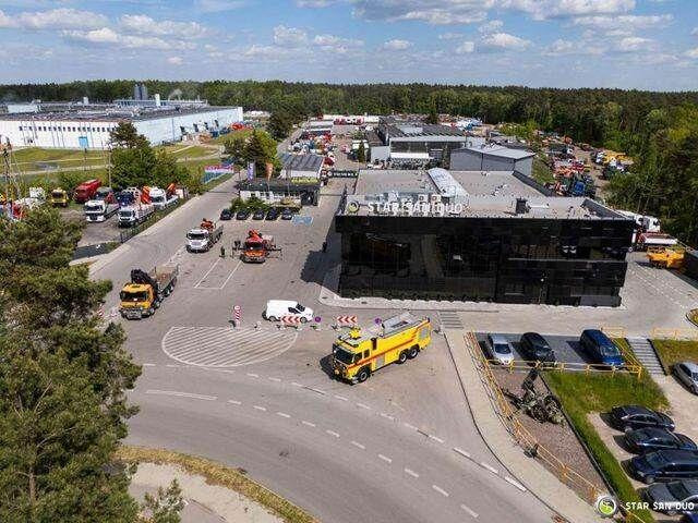 Volvo FM 460 6x6 Rosenbauer Fire Truck LSP Water Tank - 消防车:图2 Volvo FM 460 6x6 Rosenbauer Fire Truck LSP Water Tank - 消防车:图2
