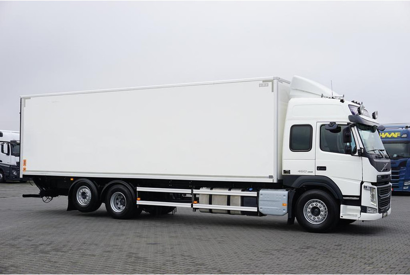 Volvo FM / 460 / E 6 / IZOTERMA + WINDA / 22 PALETY / DŁ 9,1 M / ŁAD. - 冷藏车:图4 Volvo FM / 460 / E 6 / IZOTERMA + WINDA / 22 PALETY / DŁ 9,1 M / ŁAD. - 冷藏车:图4