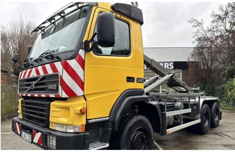 Volvo FM12 6x6 Hook lift - 吊钩升降车:图1 Volvo FM12 6x6 Hook lift - 吊钩升降车:图1