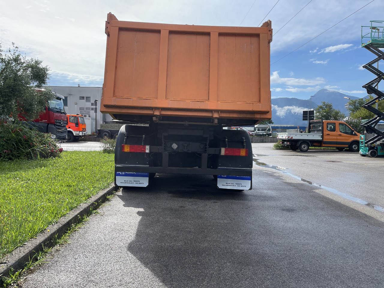 IVECO Trakker 450 - 翻斗车:图5 IVECO Trakker 450 - 翻斗车:图5