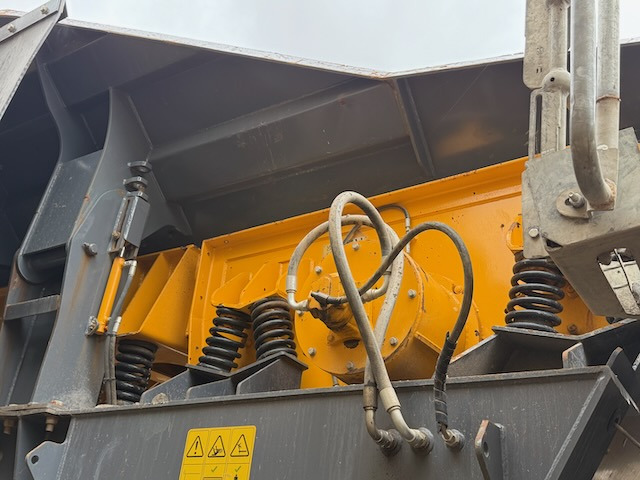 Tesab - 颚式破碎机:图3 Tesab - 颚式破碎机:图3