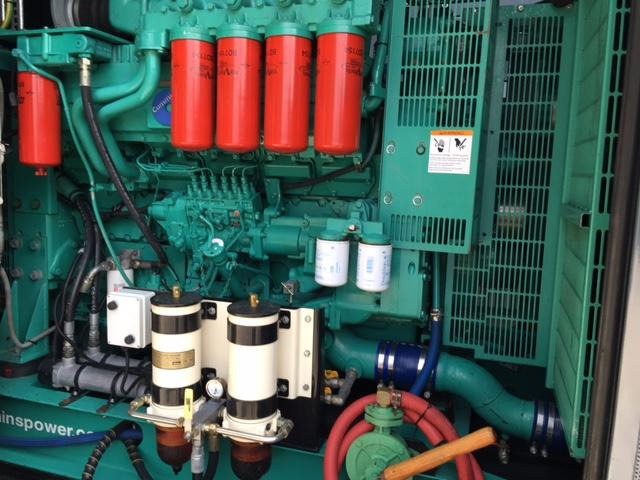 Cummins QST30G-G4 Generator 1000 KVA QST30-G4 Engine Super Silent - 发电机组:图2 Cummins QST30G-G4 Generator 1000 KVA QST30-G4 Engine Super Silent - 发电机组:图2