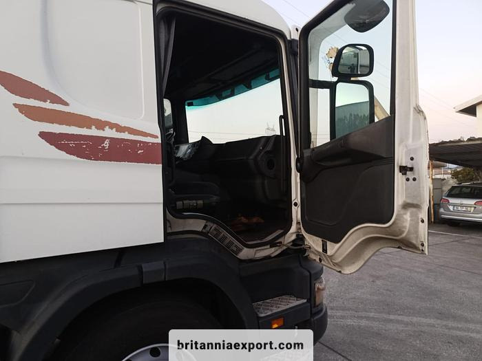 SCANIA P 124G 400 CP19 Euro 2 | Manual Pump | 4x2 Tractor Unit | Heavy-Duty - 牵引车:图5 SCANIA P 124G 400 CP19 Euro 2 | Manual Pump | 4x2 Tractor Unit | Heavy-Duty - 牵引车:图5