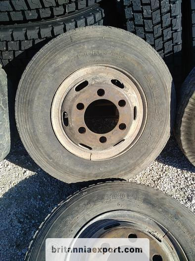 TOYOTA 4 x used 7.50-16 LT tyres on 6 studs rims for Toyota Dyna 300 - 车轮:图4 TOYOTA 4 x used 7.50-16 LT tyres on 6 studs rims for Toyota Dyna 300 - 车轮:图4