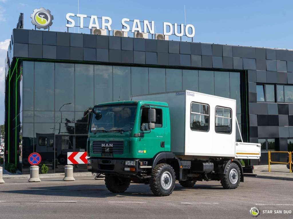 MAN TGM 13.240 4x4 BL Double Cab Camper BUS - 驾驶室底盘卡车:图5 MAN TGM 13.240 4x4 BL Double Cab Camper BUS - 驾驶室底盘卡车:图5