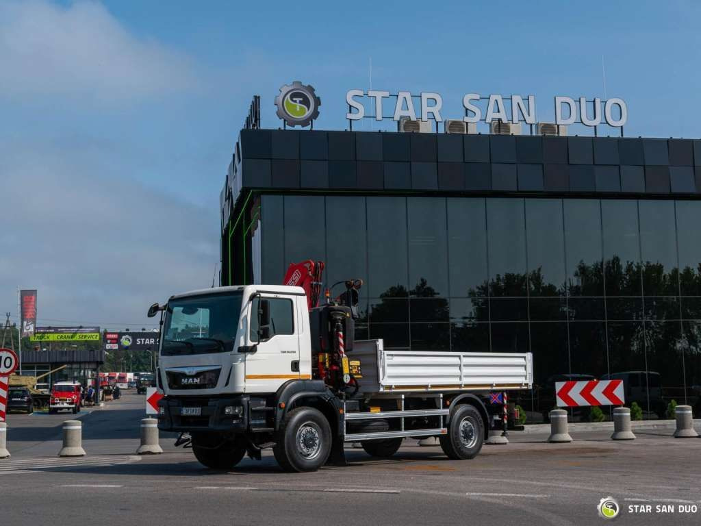 起重车 MAN TGM 18.250 4x4 Fassi F215A.0.23 Active HDS Cran:图10 起重车 MAN TGM 18.250 4x4 Fassi F215A.0.23 Active HDS Cran:图10