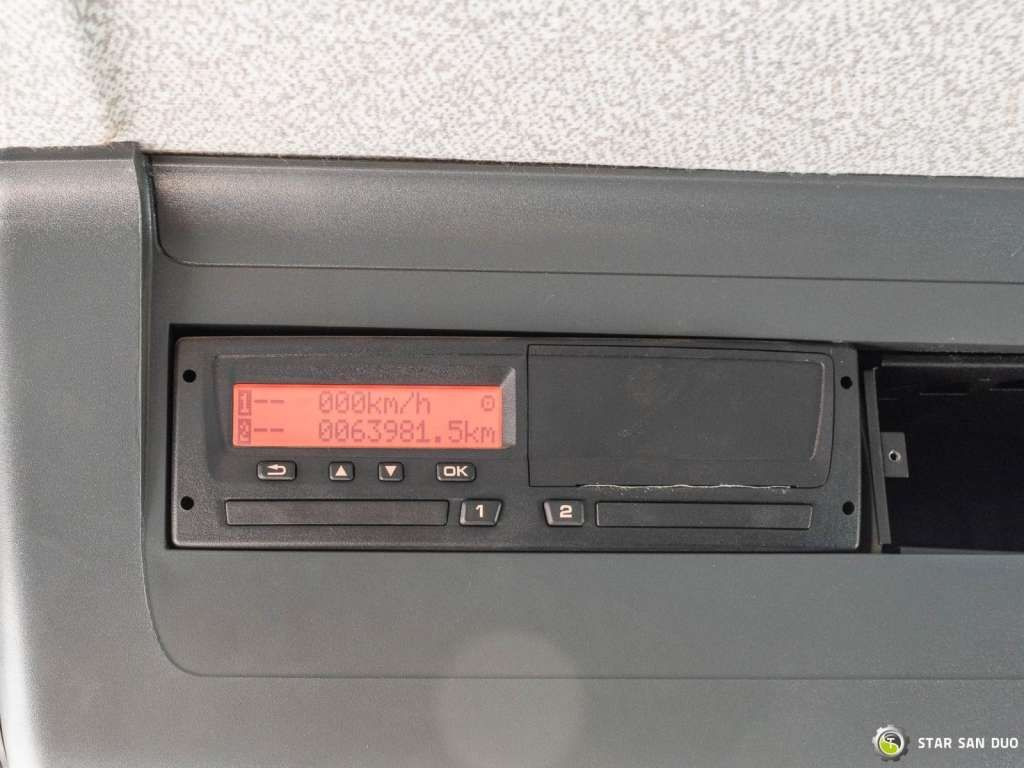 起重车 MAN TGM 18.250 4x4 Fassi F215A.0.23 Active HDS Cran:图16 起重车 MAN TGM 18.250 4x4 Fassi F215A.0.23 Active HDS Cran:图16