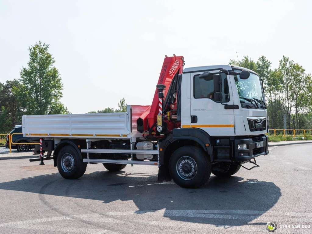 起重车 MAN TGM 18.250 4x4 Fassi F215A.0.23 Active HDS Cran:图9 起重车 MAN TGM 18.250 4x4 Fassi F215A.0.23 Active HDS Cran:图9