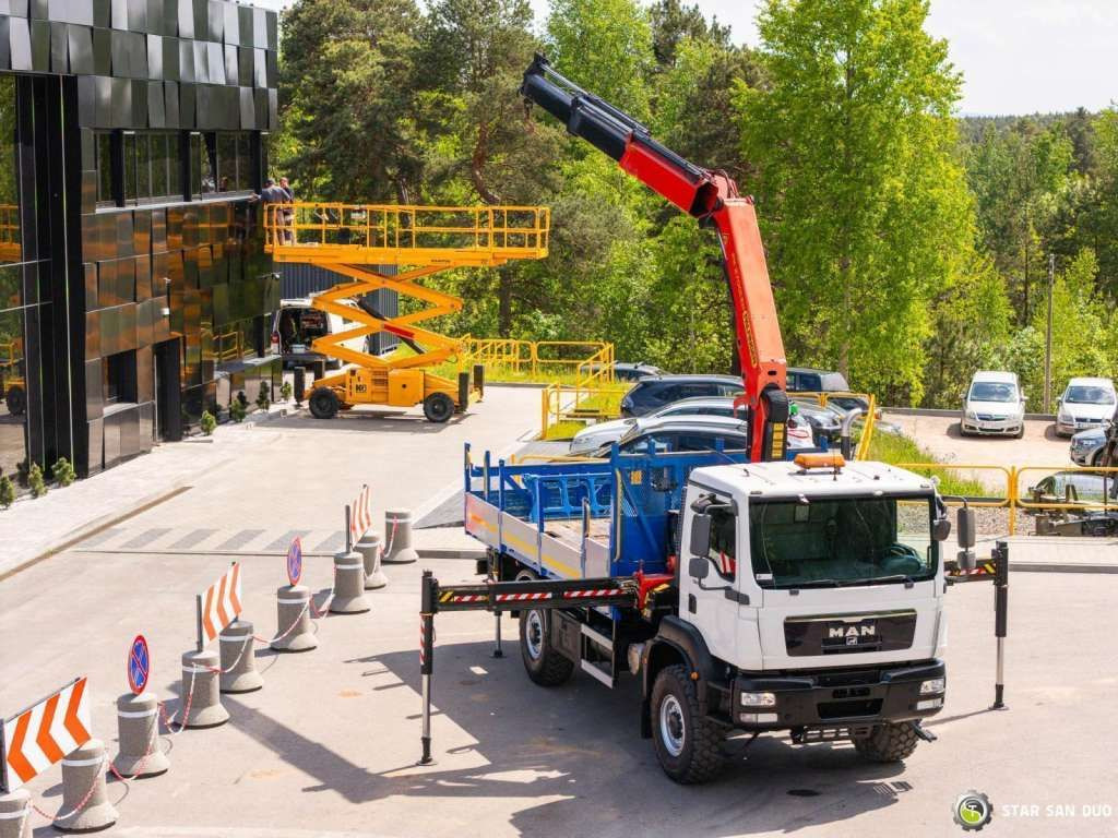 MAN TGM 18 250 4x4 PALFINGER PK 27001 HDS Crane Kra - 翻斗车:图2 MAN TGM 18 250 4x4 PALFINGER PK 27001 HDS Crane Kra - 翻斗车:图2