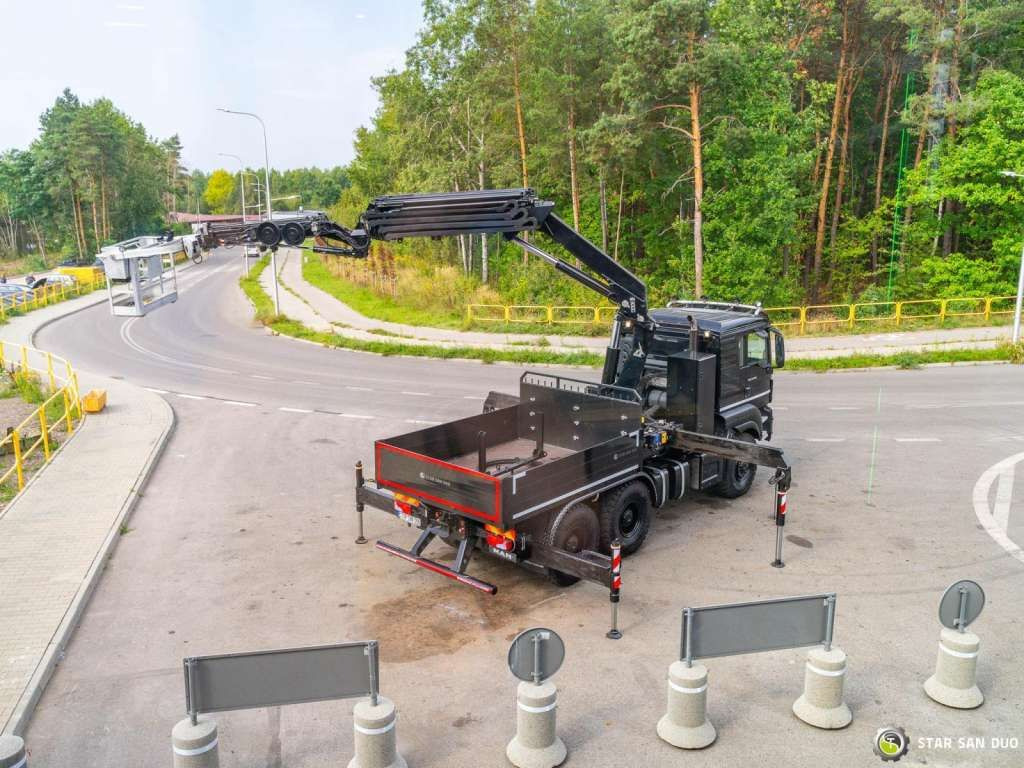 MAN  TGS 26.420 6x6 HMF 3000 K6 Fly Jib Crane Basket - 起重车:图5 MAN  TGS 26.420 6x6 HMF 3000 K6 Fly Jib Crane Basket - 起重车:图5