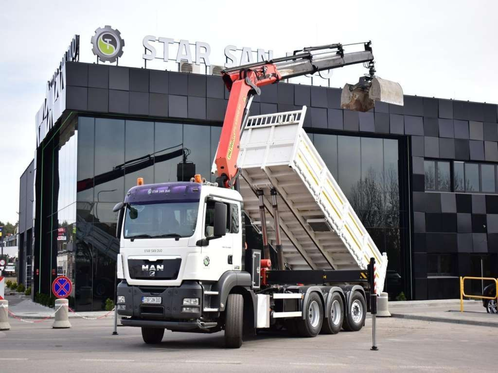 MAN TGS 35.400 8X4 PALFINGER PK 33002 CRANE KIPPER - 翻斗车:图1 MAN TGS 35.400 8X4 PALFINGER PK 33002 CRANE KIPPER - 翻斗车:图1