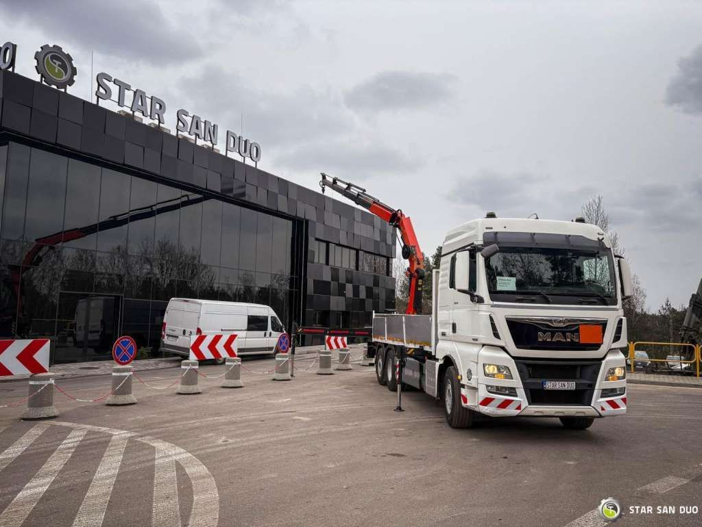 MAN TGX 26.480 6x2 PALFINGER PK 33002 EH Crane Winc - 起重车:图3 MAN TGX 26.480 6x2 PALFINGER PK 33002 EH Crane Winc - 起重车:图3