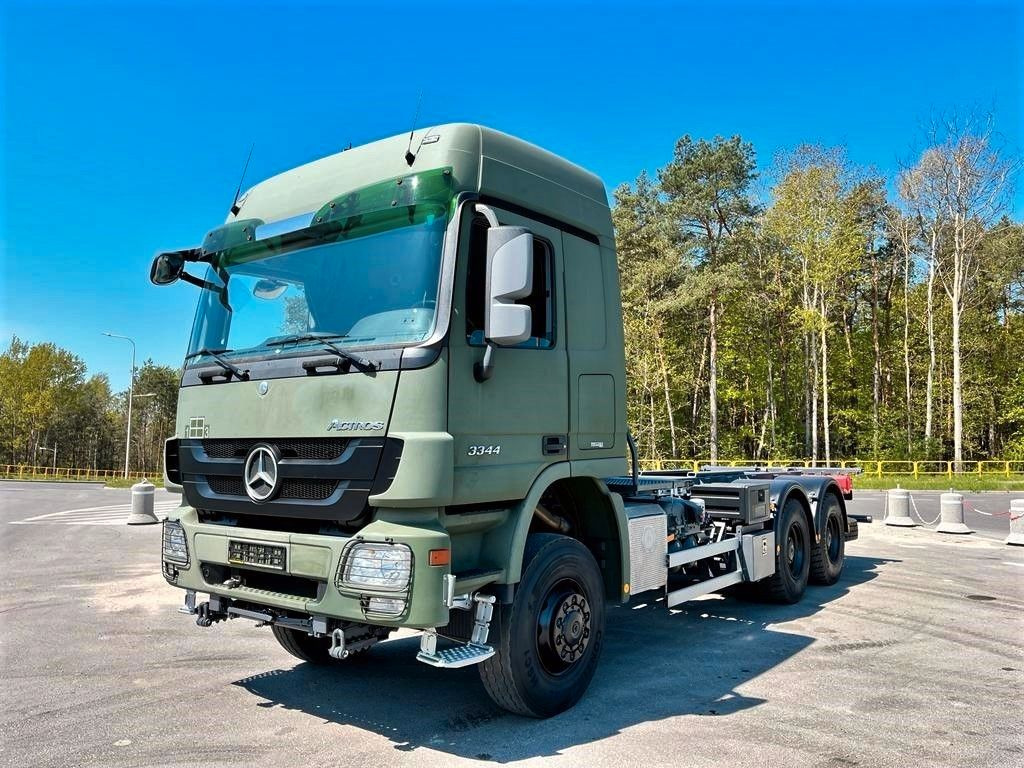 Mercedes-Benz 6x6 ACTROS 3344 Twist Lock BDF LIKE NEW - 集装箱运输车/ 可拆卸车身的卡车:图3 Mercedes-Benz 6x6 ACTROS 3344 Twist Lock BDF LIKE NEW - 集装箱运输车/ 可拆卸车身的卡车:图3