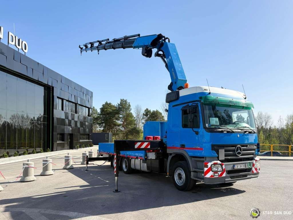 Mercedes-Benz ACTROS 2646L 6x4 PALFINGER 36002 Euro 5 Winch - 起重车:图2 Mercedes-Benz ACTROS 2646L 6x4 PALFINGER 36002 Euro 5 Winch - 起重车:图2
